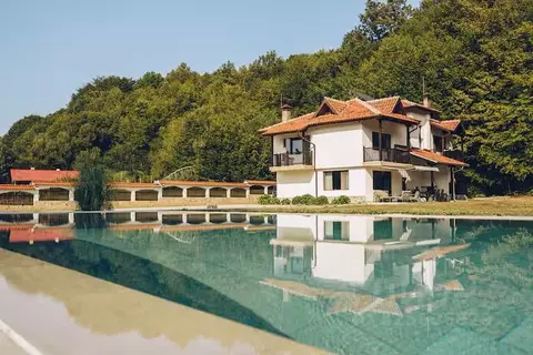 Коттедж в Краснодарский край, Сочи Бакинский пер., 12 (395 м)