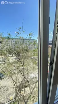 4-комнатная квартира: Каспийск, улица Азиза Алиева, 4 (90 м)