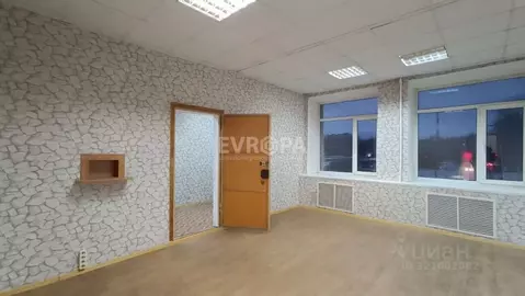 Офис в Ульяновская область, Ульяновск ул. Ефремова, 50 (230 м)