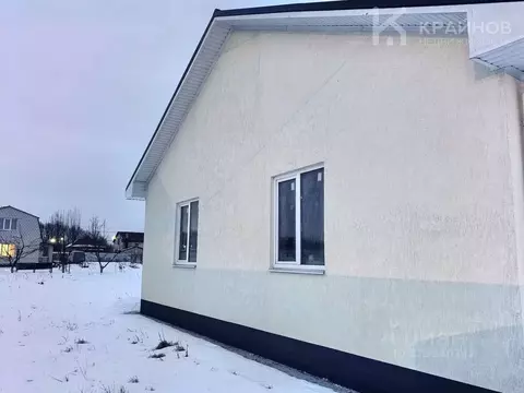 Дом в Воронежская область, Хохольский район, Петинское с/пос, пос. ...