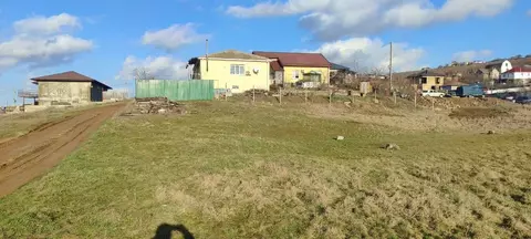 Участок в Крым, Симферопольский район, Перовское с/пос, Птицевод СПК  ...