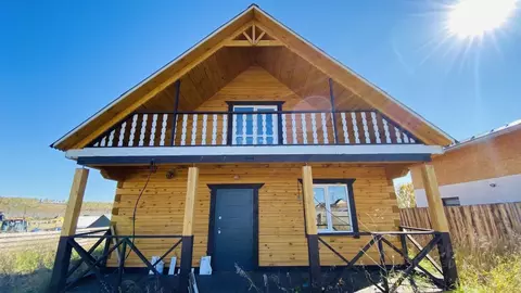 Дом в Иркутская область, Иркутский муниципальный округ, с. Урик ул. ...