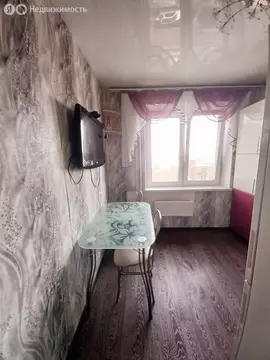 2-комнатная квартира: Омск, 2-я Железнодорожная улица, 5 (48.2 м)