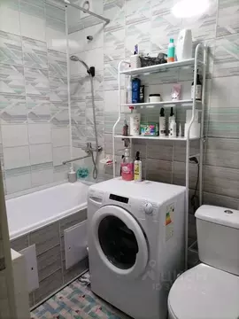 2-к кв. Омская область, Омск ул. 50 лет ВЛКСМ, 2Б (47.0 м)