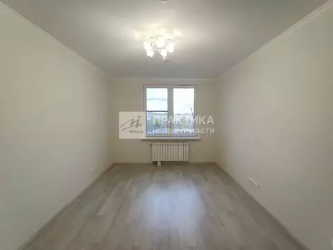Продается 2-комнатная квартира