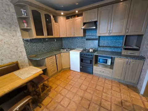 3-к кв. Псковская область, Псков ул. Байкова, 13 (85.6 м)