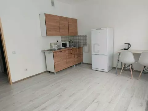 Студия Свердловская область, Екатеринбург ул. Академика Ландау, 39 ...