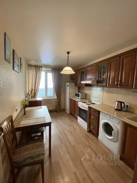 1-к кв. Москва, Москва, Московский г. 1-й мкр, 37 (40.0 м)