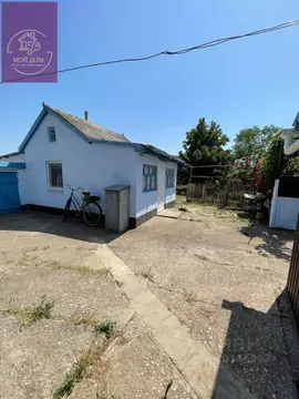 Дом в Крым, Сакский район, с. Воробьево ул. Дружбы (64 м)