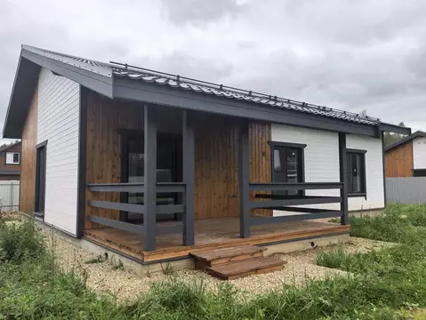 Дом в Калужская область, Боровский район, Совьяки с/пос, д. Рязанцево  ...