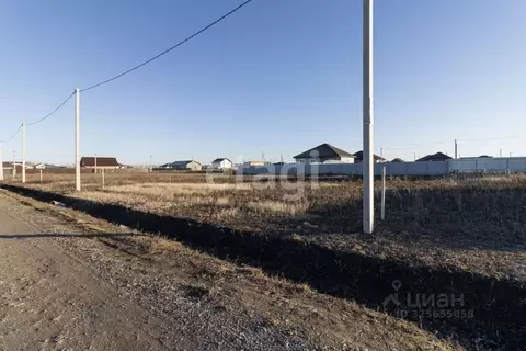 Участок в Тюменская область, Тюменский муниципальный округ, д. ...