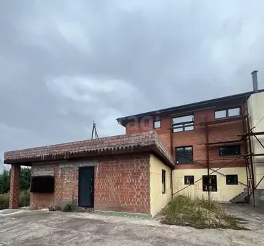 Дом в Пензенская область, Пенза Яблоневая ул., 73 (664 м)