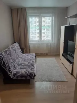 1-к кв. Тюменская область, Тюмень ул. Парада Победы, 7 (32.0 м)