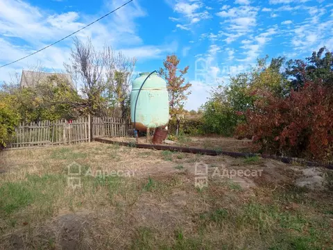 Дом в Волгоградская область, Волгоград Восход СНТ,  (25 м)