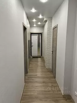 3-к кв. Омская область, Омск ул. Чернышевского, 2к3 (87.0 м)