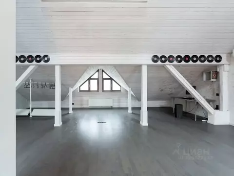 Таунхаус в Москва д. Николо-Хованское, ул. Батюшкова, 8к5 (330 м)