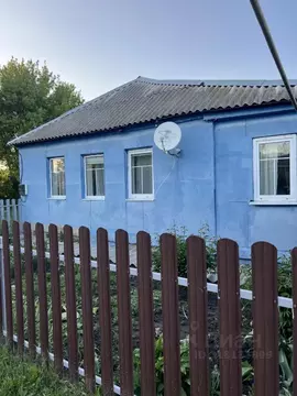 Дом в Курская область, Медвенский район, Нижнереутчанский сельсовет, ...