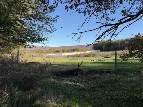 Участок в Севастополь с. Резервное,  (4.4 сот.)