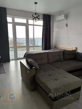 Дом в Крым, Черноморский район, Оленевское с/пос, с. Оленевка ул. ...