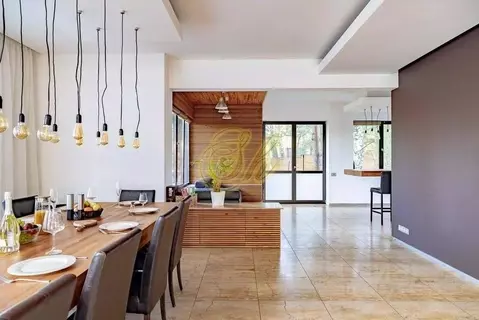 Дом в Московская область, Красногорск городской округ, Нахабино пгт ...