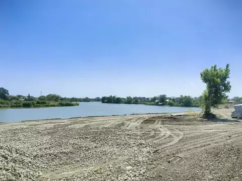 Участок в Краснодарский край, Динской район, Новотитаровское с/пос, ...