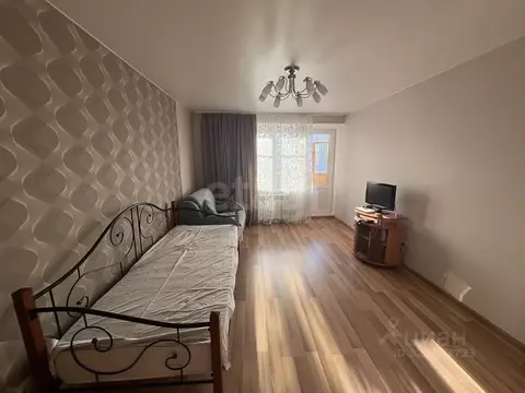 1-к кв. Тюменская область, Тюмень ул. Николая Чаплина, 132 (34.0 м)