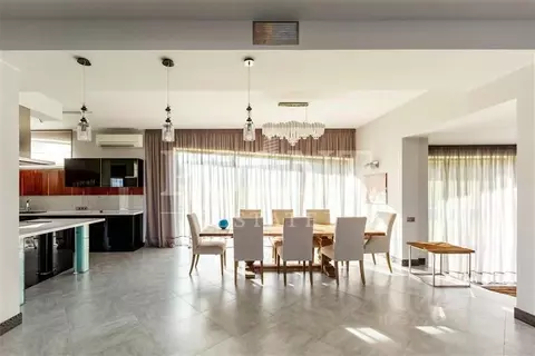 Коттедж в Московская область, Красногорск городской округ, д. ...