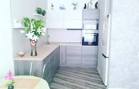 2-к кв. Кемеровская область, Кемерово Московский просп., 18к3 (52.0 м)