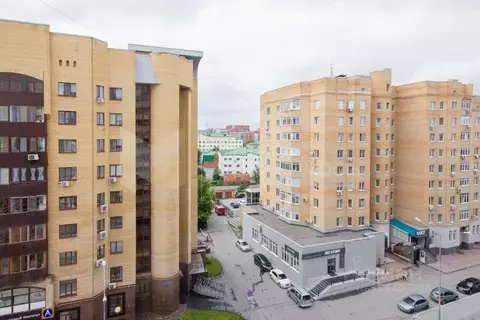 2-к кв. Тюменская область, Тюмень Комсомольская ул., 75 (99.0 м)