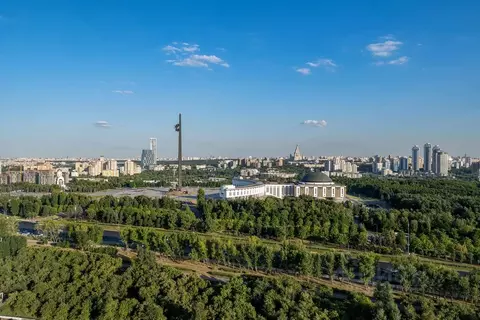 3-к кв. Москва ул. Василисы Кожиной, 13 (86.0 м)