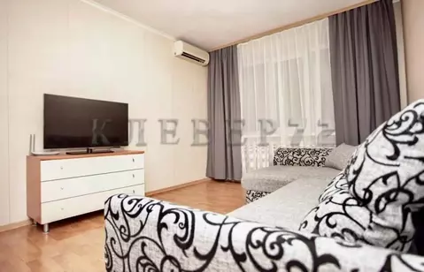 3-к кв. Тюменская область, Тюмень ул. 50 лет Октября, 76 (82.0 м)