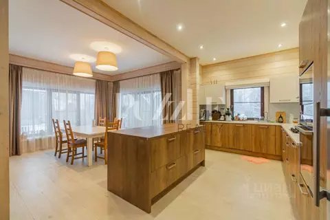 Дом в Ленинградская область, Всеволожск Песочные Холмы кп, ул. ...