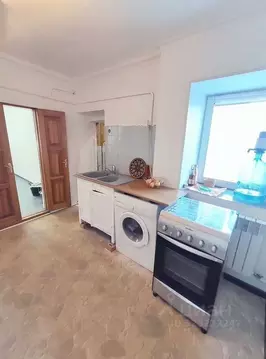 3-к кв. Самарская область, Самара Ленинградская ул., 95 (50.0 м)