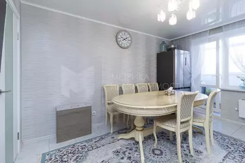 3-к кв. Тюменская область, Тюмень ул. Федюнинского, 58к2 (92.2 м)