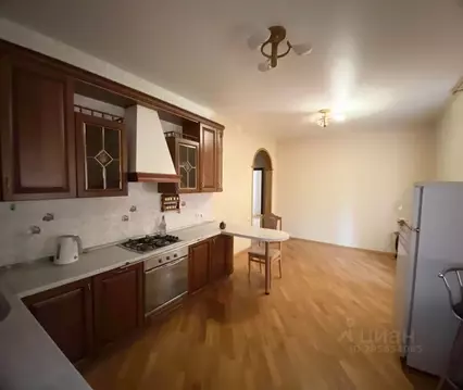 Дом в Волгоградская область, Волгоград Преображенская ул. (296 м)