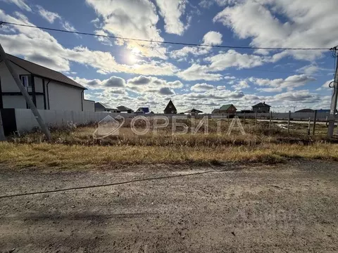 Участок в Тюменская область, Тюменский муниципальный округ, д. Елань, ...
