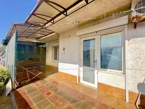 Дом в Крым, Сакский район, Штормовское с/пос, Черноморец кооп.  (90 м)