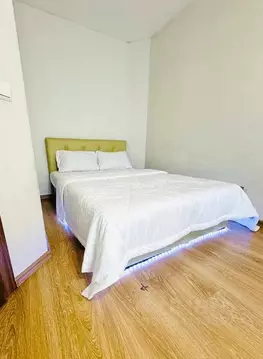 1-к кв. Свердловская область, Екатеринбург ул. Союзная, 4 (50.0 м)