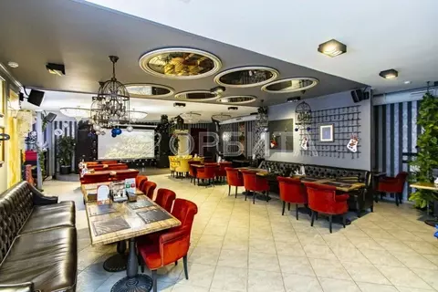 Торговая площадь в Тюменская область, Тюмень ул. Максима Горького, ...