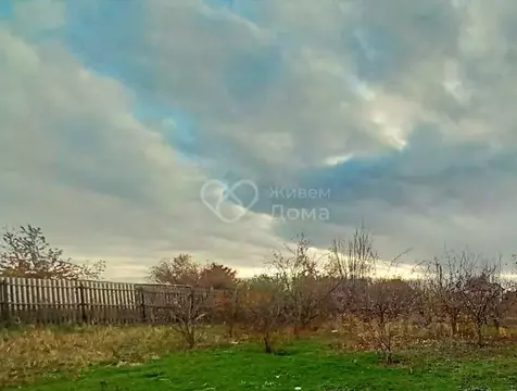 Участок в Волгоградская область, Волжский Заканалье СНТ, ул. 7-я (15.8 ...