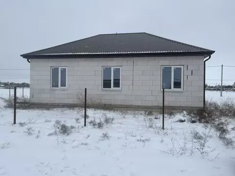 Дом в Астраханская область, Приволжский район, с. Началово ул. Ильи ...