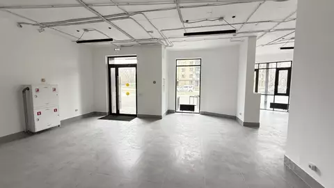 Торговая площадь в Татарстан, Казань Адмиралтейская ул., 2 (125 м)