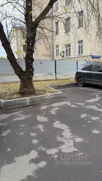 Гараж в Москва Малый Патриарший пер., 3 (12 м)