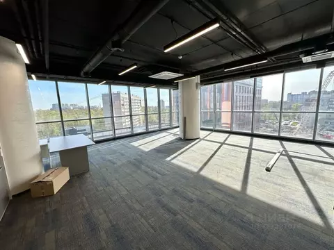 Офис в Санкт-Петербург пл. Конституции, 3к2 (442 м)