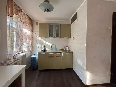 Студия Астраханская область, Астрахань ул. Космонавтов, 5 (22.5 м)