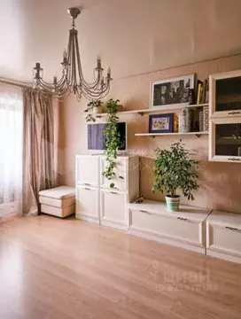 3-к кв. Тюменская область, Тюмень Мельничная ул., 26 (108.4 м)