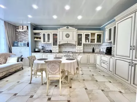 4-к кв. Мордовия, Саранск Московская ул., 44 (134.9 м)