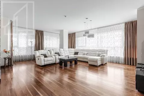 6-к кв. Москва ул. Улофа Пальме, 7 (310.0 м)