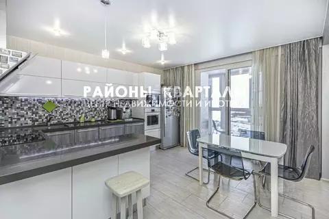 4-к кв. Челябинская область, Челябинск ул. Труда, 162 (137.7 м)