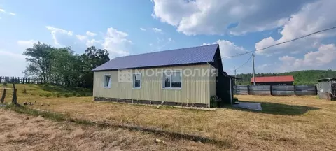 Дом в Амурская область, Серышевский муниципальный округ, с. Белогорка ...